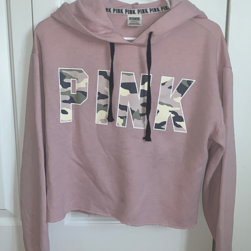 pink small cropped hoodie
